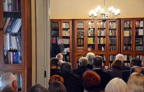 vladimir kecmanović, duhom nekolonizovan laguna knjige